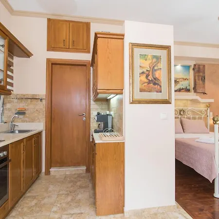 Kadith آغيوس غوذيوس